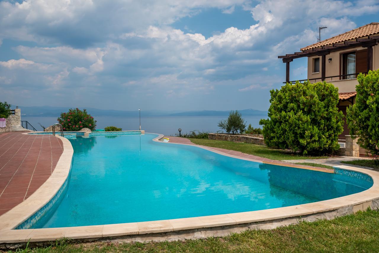 Blue Thea Luxury Villa In Afitos 외부 사진