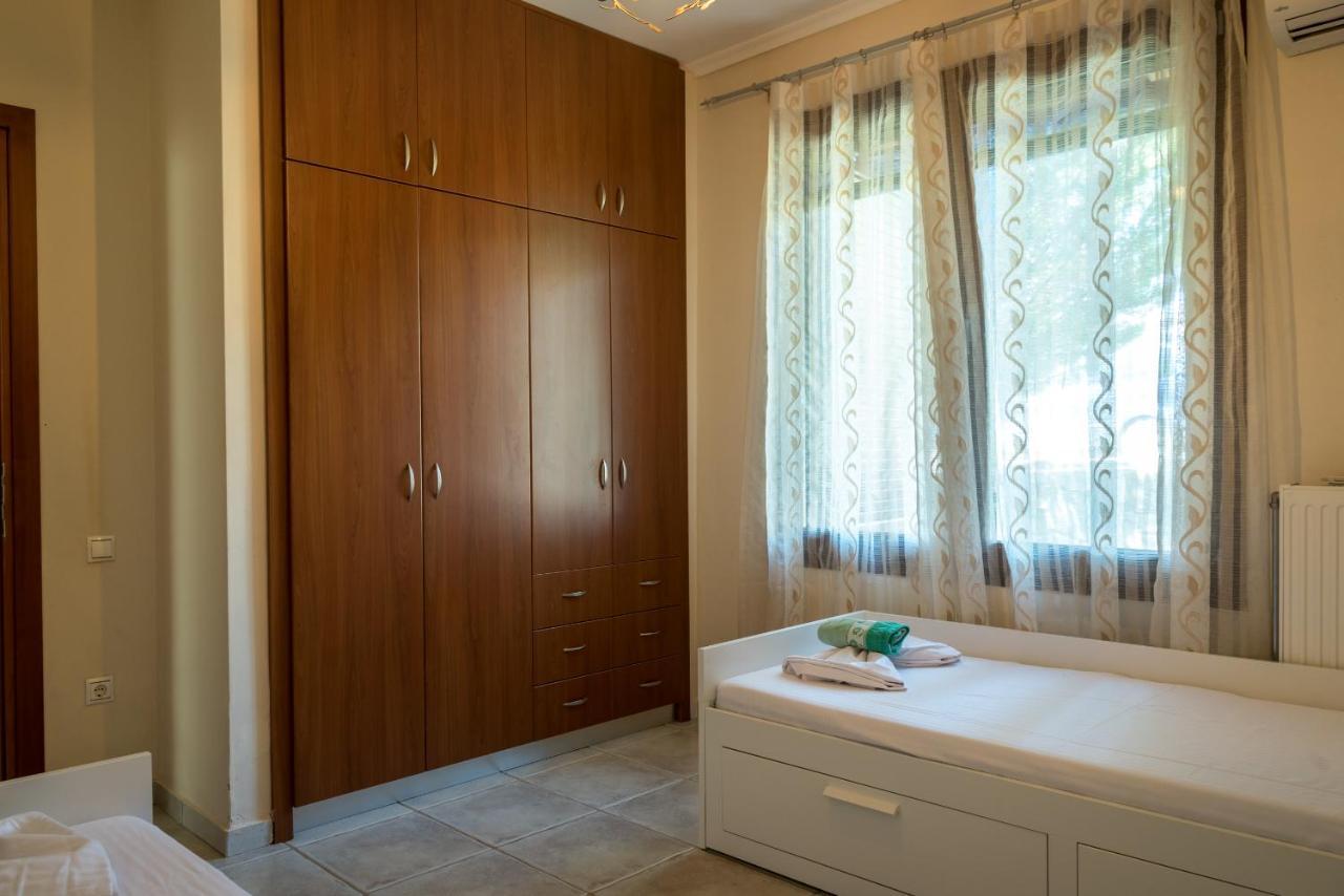 Blue Thea Luxury Villa In Afitos 외부 사진