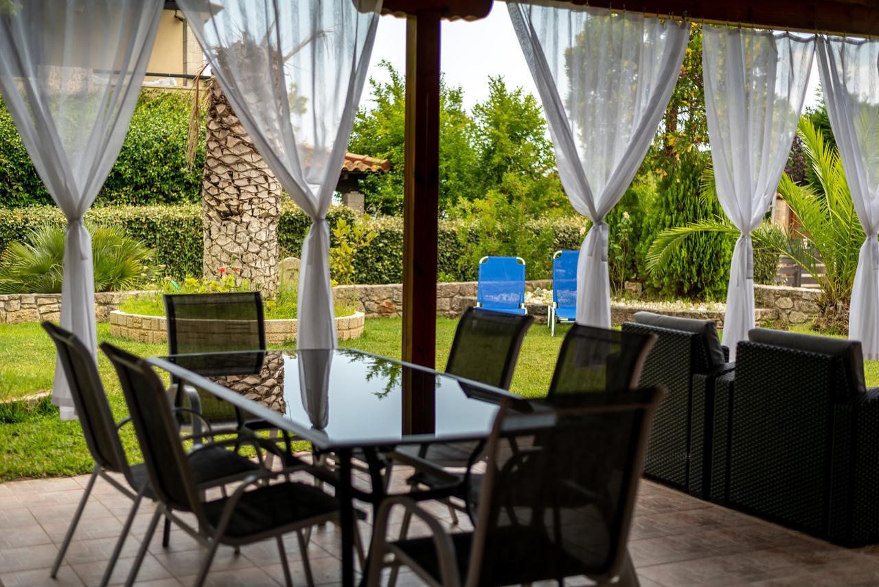 Blue Thea Luxury Villa In Afitos 외부 사진