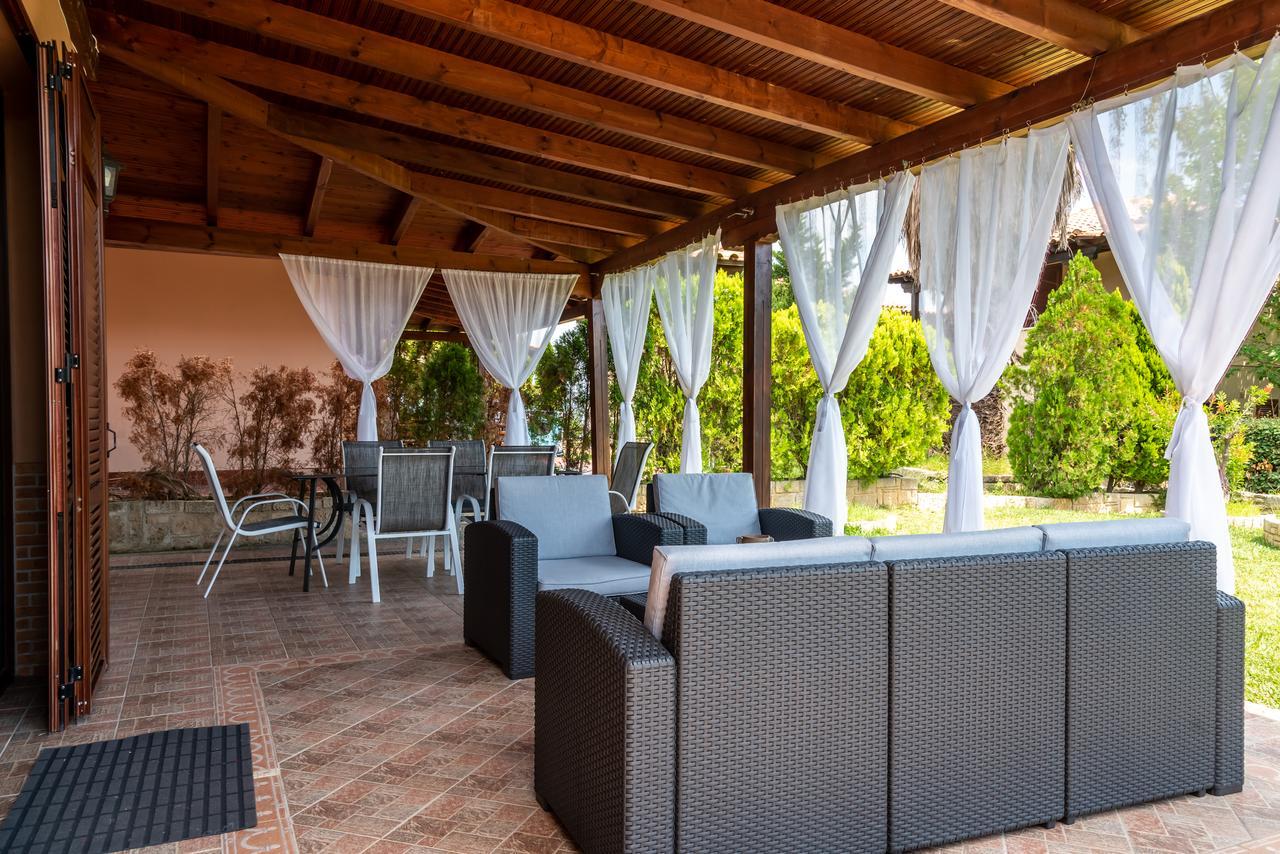 Blue Thea Luxury Villa In Afitos 외부 사진